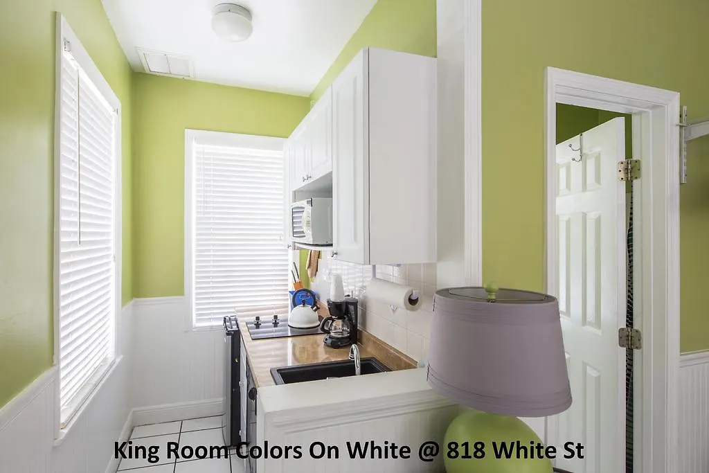 Colors On White Apartment Key West